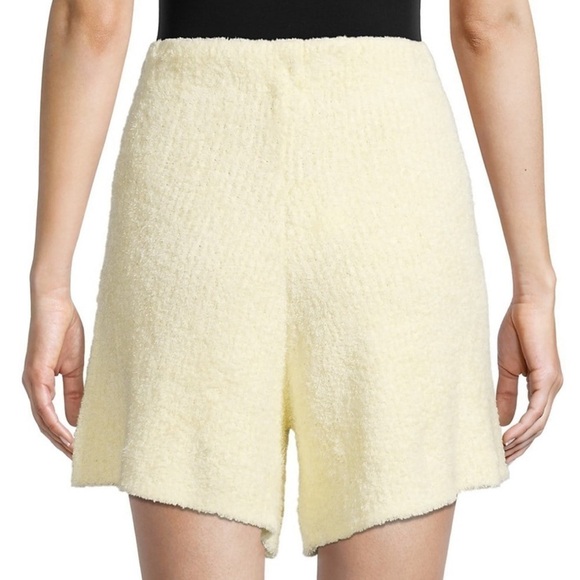 Danielle Bernstein Yellow banana cream cozy Knit pull on shorts new with tags - Picture 6 of 7